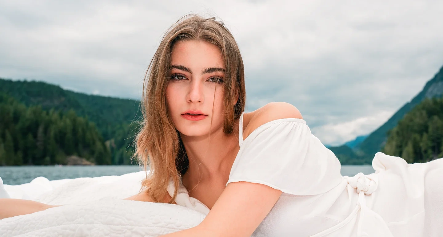 Michaela and Kolbi fashion image in outdoor lakeside environment